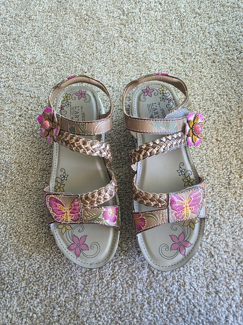 L'artiste Brissa-Grym Strapy Sandal Size 37 NIB Multicolor Comfort Artsy Hippie